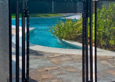 Pool safety gate with Magna-Latch and Tru-Close hinges, Jumeirah, Dubai.